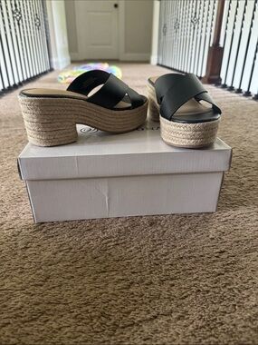 Versona Black Crisscross Espadrille Platform Mules